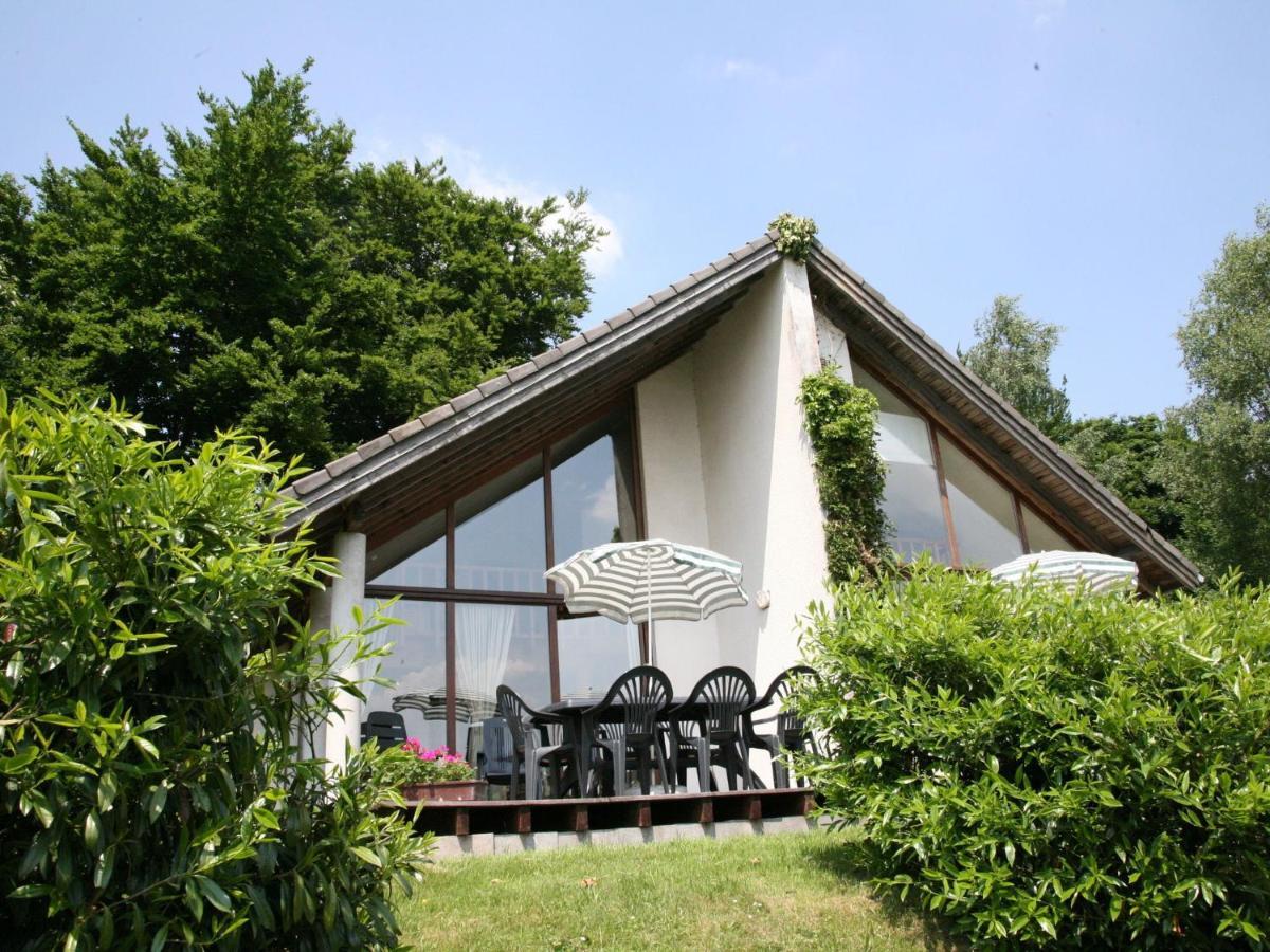 Beautiful Chalet Near The Forest In Malmedy Villa Luaran gambar